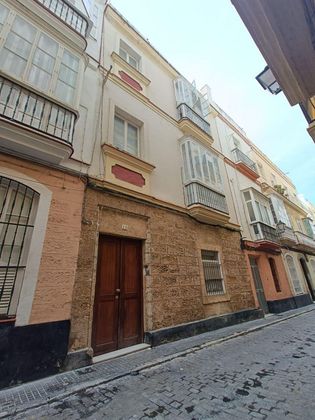 Foto 1 de Venta de piso en Mentidero - Teatro Falla - Alameda de 3 habitaciones con balcón