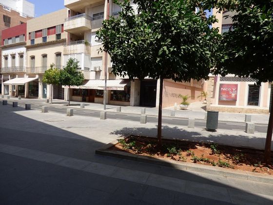 Foto 2 de Piso en venta en Plaza de Toros - Santa Rita de 6 habitaciones con terraza y balcón