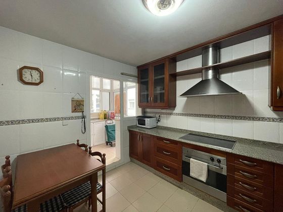 Foto 2 de Pis en venda a La Paz - Segunda Aguada - Loreto de 4 habitacions amb terrassa i garatge