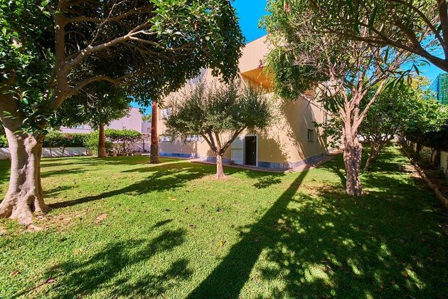Foto 2 de Xalet en venda a Las Marinas - Pueblo Laguna de 4 habitacions amb terrassa i piscina