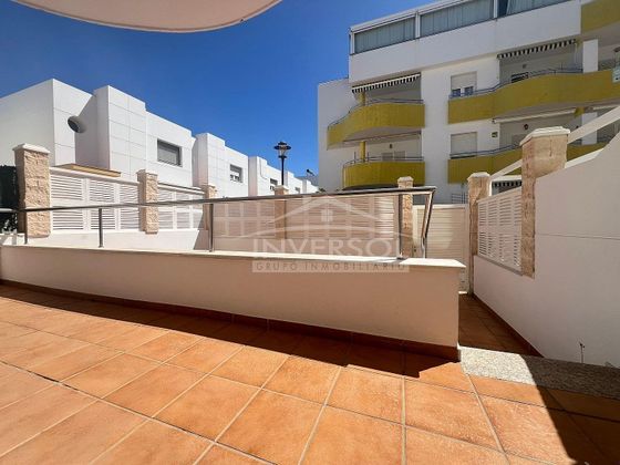 Foto 1 de Piso en venta en calle Playas de la Ensenada de 3 habitaciones con terraza y piscina