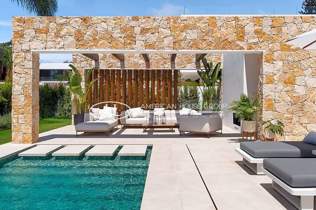 Foto 2 de Xalet en venda a Nueva Alcántara de 6 habitacions amb terrassa i piscina