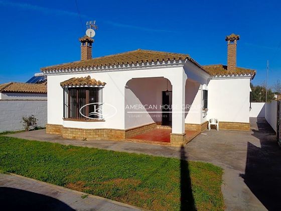 Foto 1 de Xalet en venda a carretera De Fuente Amarga de 3 habitacions amb terrassa i piscina