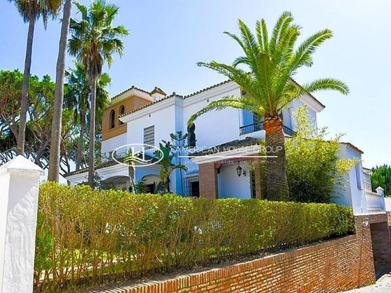 Foto 1 de Xalet en venda a Sancti Petri - La Barrosa de 6 habitacions amb terrassa i piscina