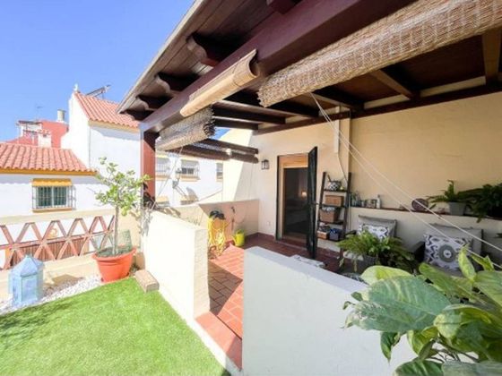 Foto 2 de Casa en venda a Casco Antiguo de 3 habitacions amb terrassa i garatge