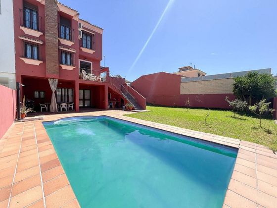 Foto 2 de Xalet en venda a La Granja-La Colina-Los Pastores de 4 habitacions amb terrassa i piscina