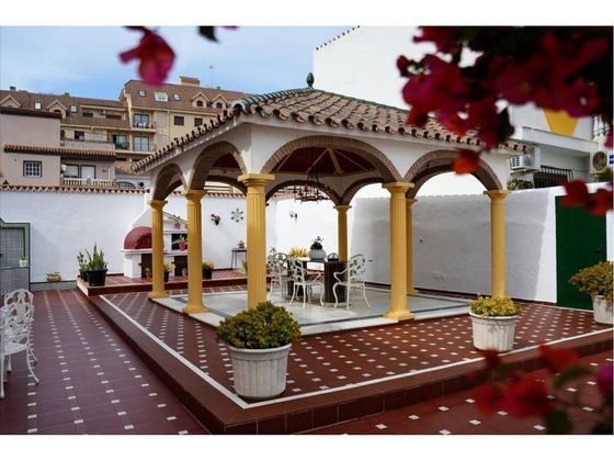 Foto 2 de Casa en venda a San Luis de Sabinillas de 5 habitacions amb terrassa