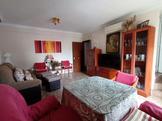 Foto 2 de Chalet en venta en Sagunto - Edisol de 4 habitaciones con terraza y garaje