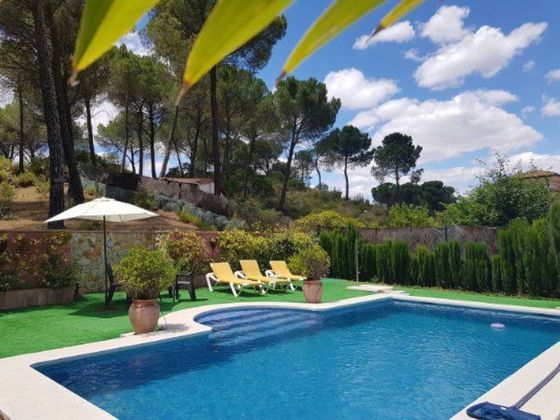 Foto 1 de Xalet en venda a El Higuerón de 3 habitacions amb terrassa i piscina