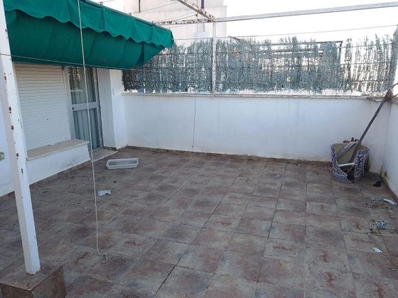 Foto 1 de Àtic en lloguer a Ciudad Jardín - Zoco de 4 habitacions amb terrassa i garatge