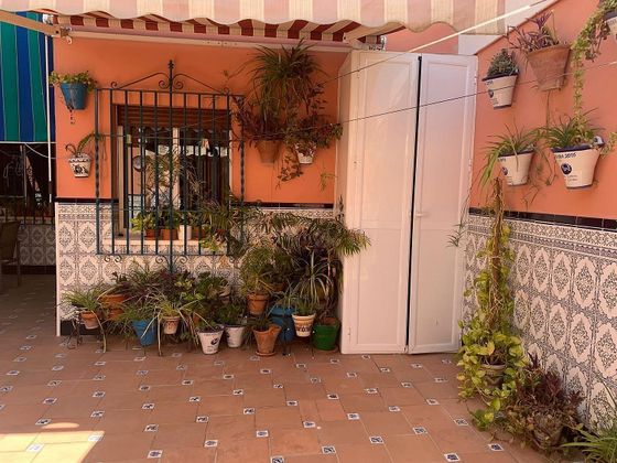 Foto 2 de Casa adosada en venta en Ciudad Jardín - Zoco de 4 habitaciones con terraza y garaje