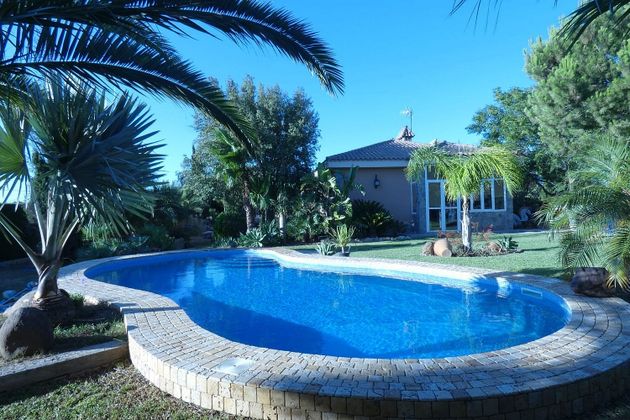 Foto 1 de Venta de chalet en Villanueva Golf de 3 habitaciones con terraza y piscina