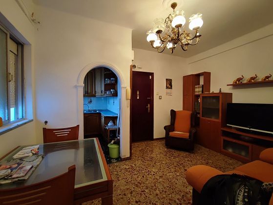 Foto 1 de Piso en venta en La Caleta - La Viña de 3 habitaciones y 75 m²