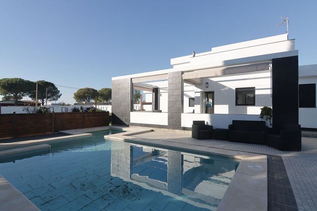 Foto 1 de Xalet en lloguer a Pinar de los Franceses - Marquesado de 3 habitacions amb terrassa i piscina