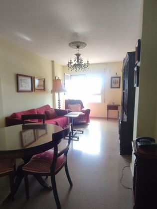 Foto 2 de Pis en venda a Cobreros Viejo de 2 habitacions amb terrassa i ascensor