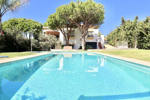 Foto 2 de Xalet en venda a Roche de 3 habitacions amb terrassa i piscina