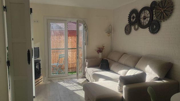Foto 1 de Alquiler de piso en Almenara de 2 habitaciones con terraza y muebles