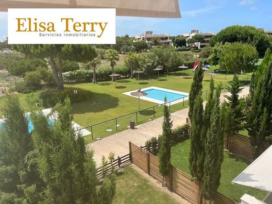 Foto 1 de Àtic en lloguer a Vistahermosa  - Fuentebravía de 2 habitacions amb terrassa i piscina