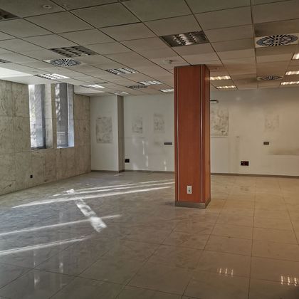 Foto 2 de Alquiler de local en avenida Del Aeropuerto de 325 m²