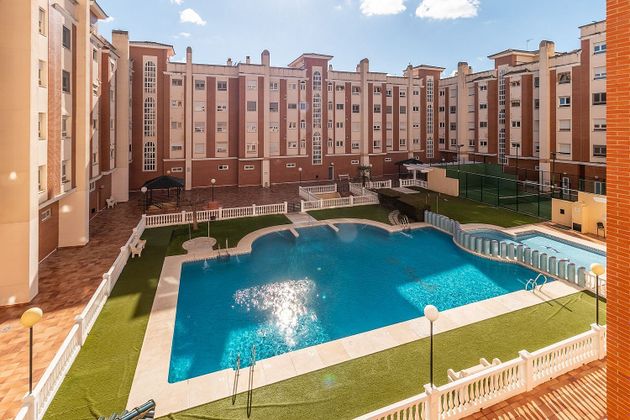 Foto 1 de Pis en venda a Ciudad Jardín - Zoco de 3 habitacions amb piscina i garatge
