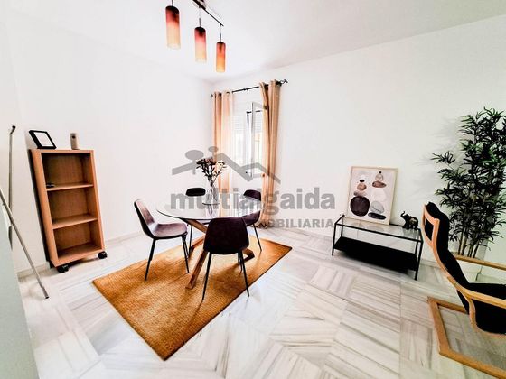 Foto 2 de Casa en venda a Centro - Jerez de la Frontera de 3 habitacions amb garatge i aire acondicionat