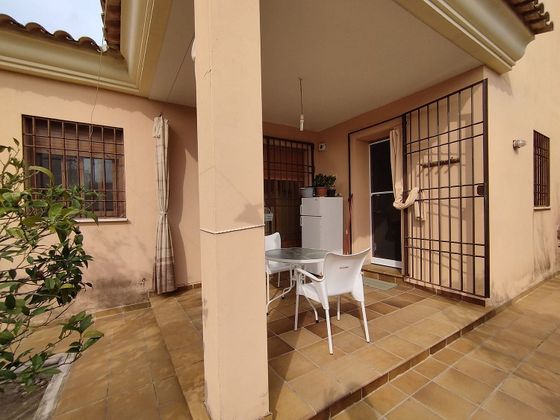 Foto 2 de Xalet en venda a calle Guadalcazar de 4 habitacions amb terrassa i jardí