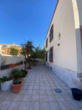Foto 2 de Venta de casa en Centro - Almería de 7 habitaciones con terraza y garaje