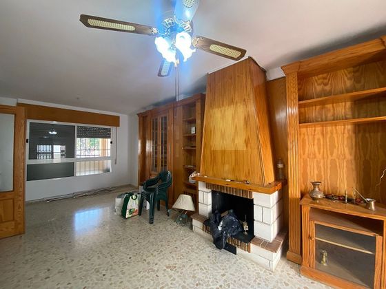 Foto 1 de Venta de casa en Aguadulce Norte de 4 habitaciones con terraza y garaje