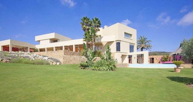 Foto 1 de Casa en venda a Sotogrande Alto de 6 habitacions amb terrassa i piscina