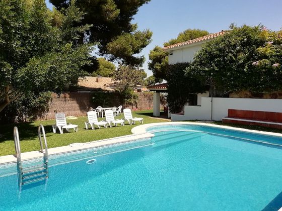 Foto 1 de Xalet en lloguer a Vistahermosa  - Fuentebravía de 5 habitacions amb terrassa i piscina