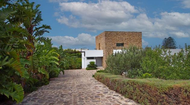Foto 2 de Xalet en venda a urbanización Atlanterra H de 5 habitacions amb terrassa i piscina
