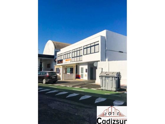Foto 1 de Alquiler de local en Cortadura - Zona Franca  de 100 m²