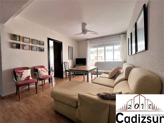 Foto 2 de Venta de piso en Cortadura - Zona Franca  de 3 habitaciones con terraza y piscina