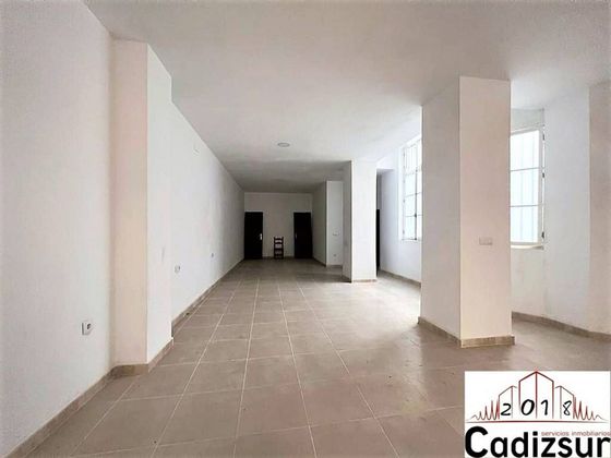 Foto 2 de Venta de piso en Centro Histórico - Plaza España de 1 habitación y 89 m²