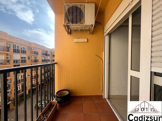 Foto 2 de Pis en venda a La Laguna de 4 habitacions amb terrassa i aire acondicionat