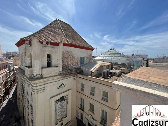Foto 1 de Pis en venda a Mentidero - Teatro Falla - Alameda de 3 habitacions amb terrassa i balcó