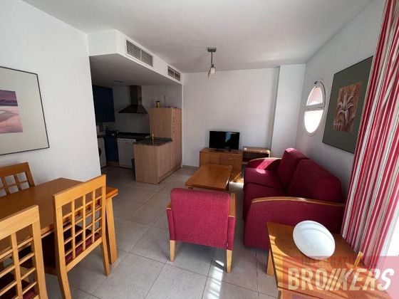 Foto 2 de Pis en venda a Puerto Rey de 2 habitacions amb terrassa i piscina