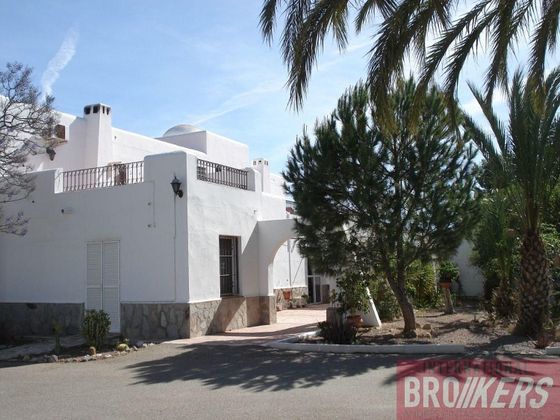 Foto 2 de Casa en venta en Vera Ciudad de 8 habitaciones con terraza y piscina