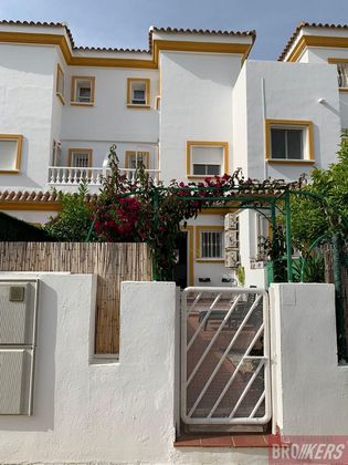 Foto 2 de Dúplex en lloguer a Cala Marqués de 3 habitacions amb terrassa i piscina