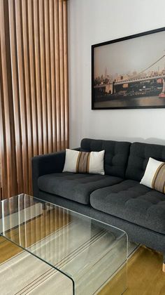 Foto 1 de Piso en alquiler en El Viso de 1 habitación con muebles y aire acondicionado
