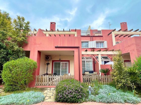Foto 1 de Casa adossada en venda a Sotogrande Costa de 5 habitacions amb terrassa i piscina