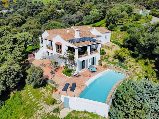 Foto 1 de Casa en venda a Gaucín de 5 habitacions amb terrassa i piscina