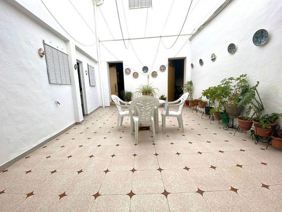 Foto 2 de Xalet en venda a Bujalance de 6 habitacions amb terrassa i balcó