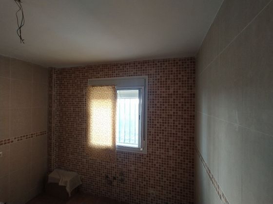 Foto 1 de Venta de piso en Villa del Río de 3 habitaciones con garaje y aire acondicionado
