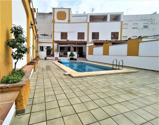 Foto 1 de Casa en venda a Villa del Río de 4 habitacions amb piscina i jardí