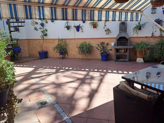 Foto 1 de Xalet en venda a Poniente-Norte - Miralbaida - Parque Azahara de 4 habitacions amb terrassa i garatge