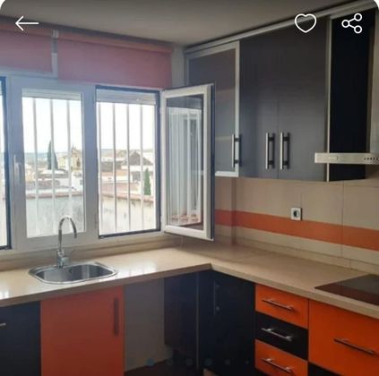 Foto 1 de Pis en venda a Bujalance de 2 habitacions amb terrassa i balcó