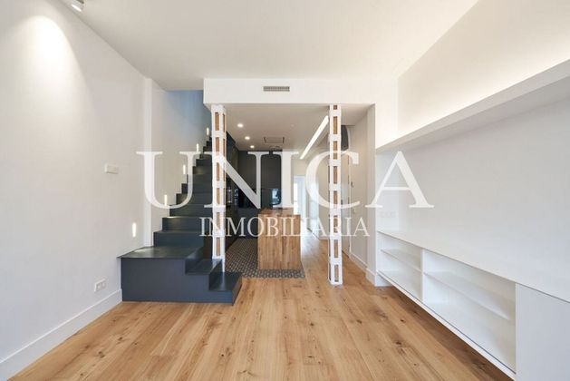 Foto 1 de Dúplex en venda a Justicia - Chueca de 3 habitacions amb balcó i aire acondicionat
