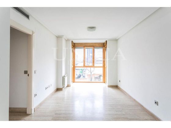 Foto 1 de Piso en venta en Recoletos de 1 habitación con balcón y aire acondicionado