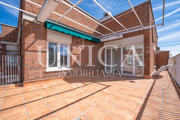 Foto 1 de Ático en venta en Nuevos Ministerios - Ríos Rosas de 3 habitaciones con terraza y aire acondicionado